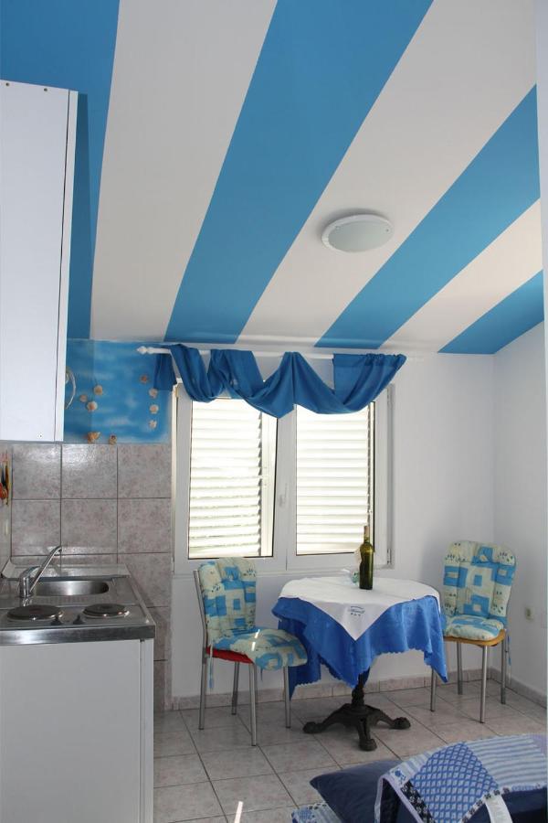 Apartmani Anitas Gradac  Exteriér fotografie