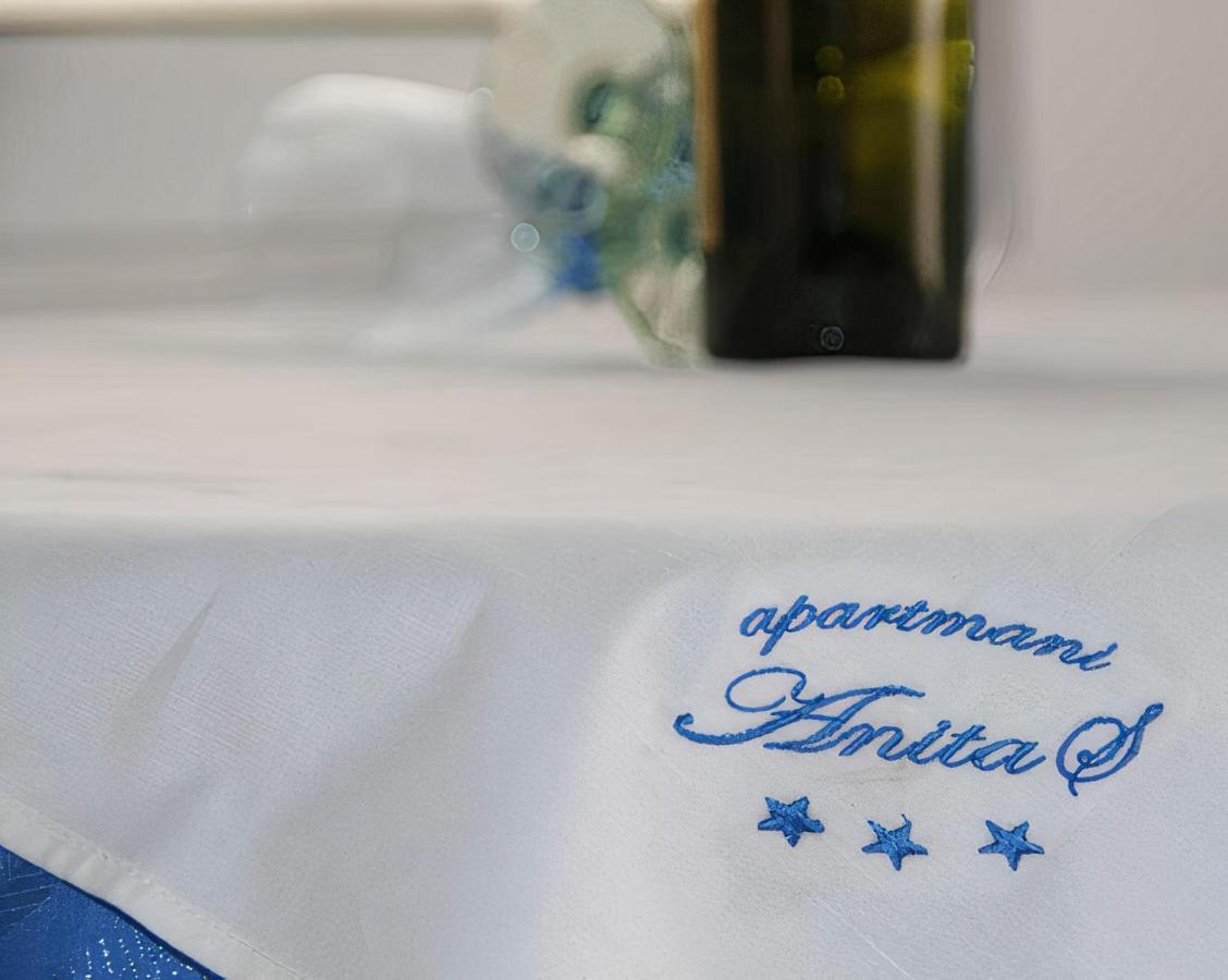 Apartmani Anitas Gradac  Exteriér fotografie