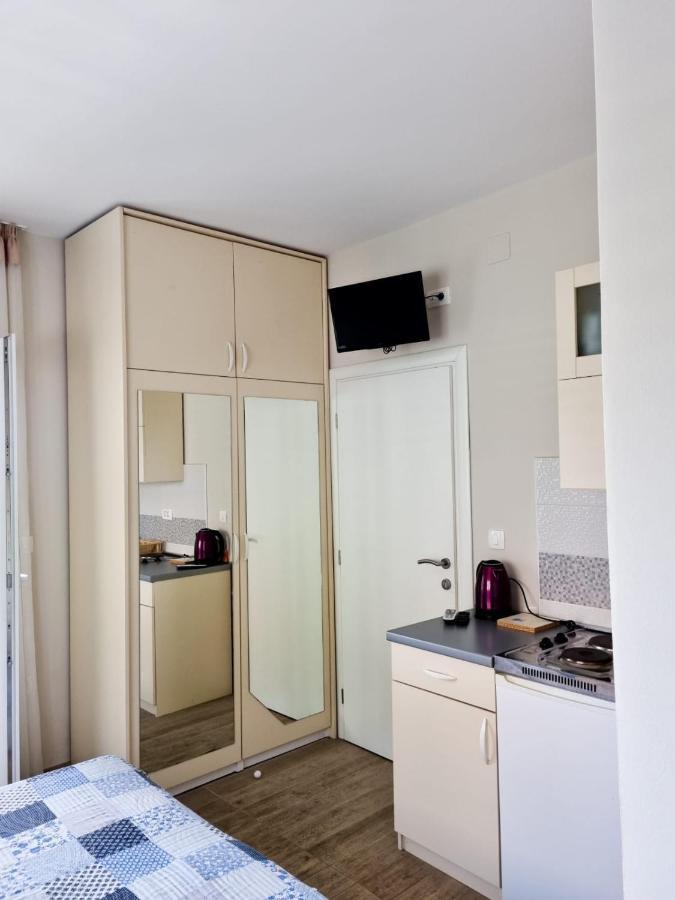 Apartmani Anitas Gradac  Exteriér fotografie